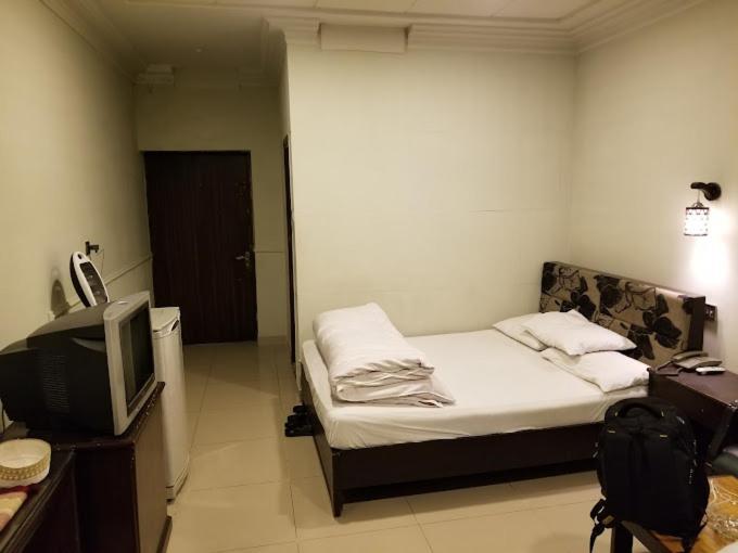 Hotel Silver Sand Multan Zewnętrze zdjęcie