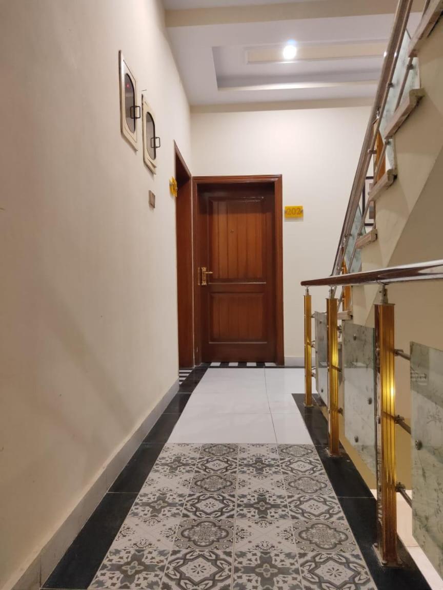 Hotel Silver Sand Multan Zewnętrze zdjęcie