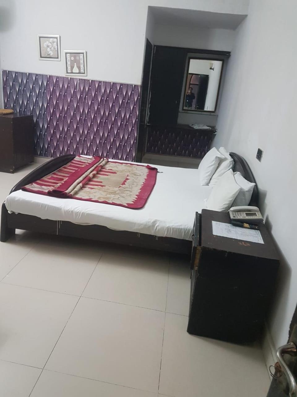 Hotel Silver Sand Multan Zewnętrze zdjęcie